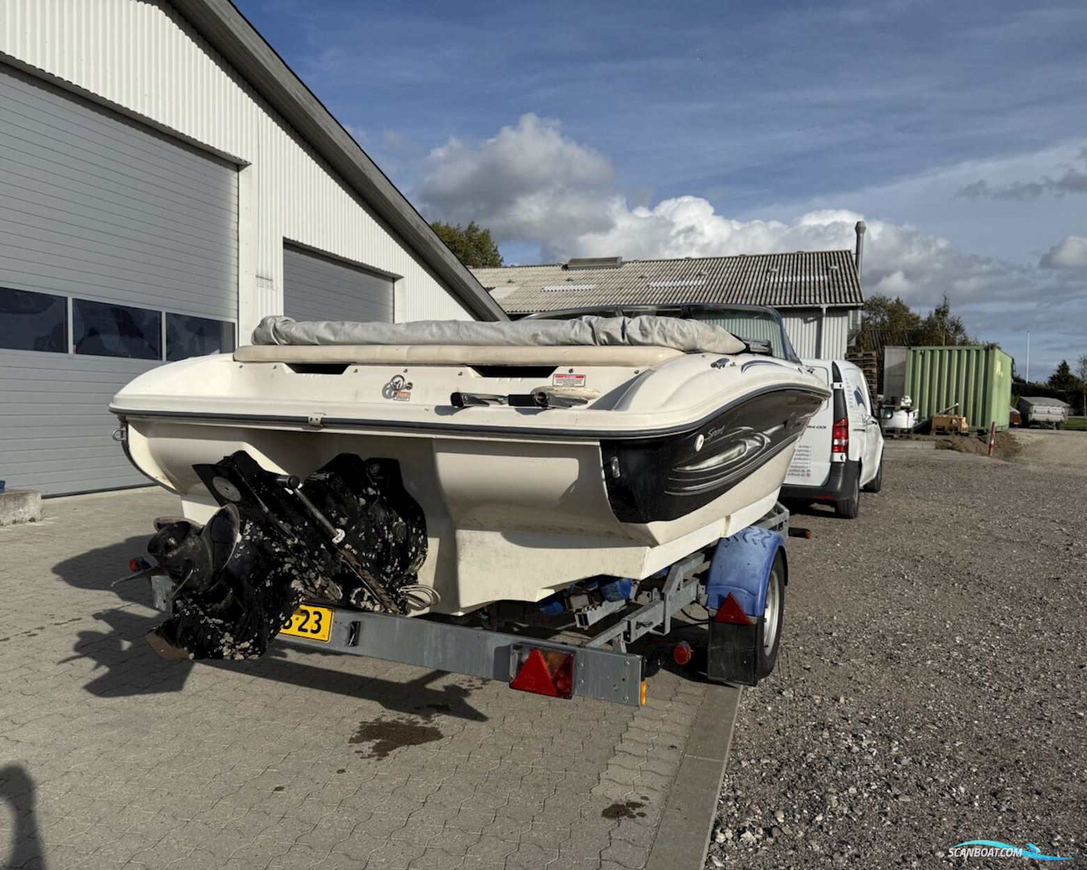 SeaRay 185