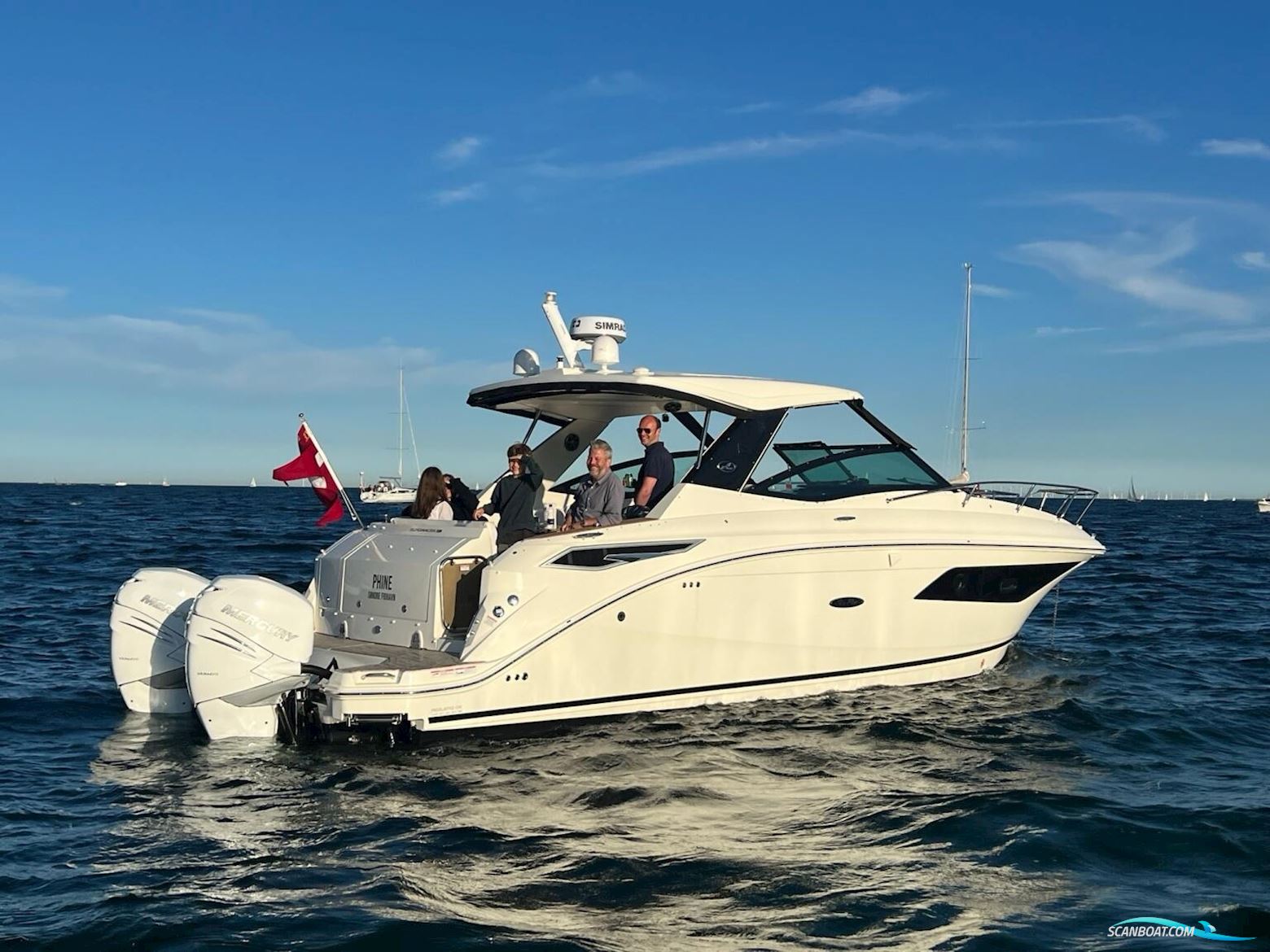 Searay 320 Sundancer Motorboot 2021, mit Mercuri
 motor, Dänemark