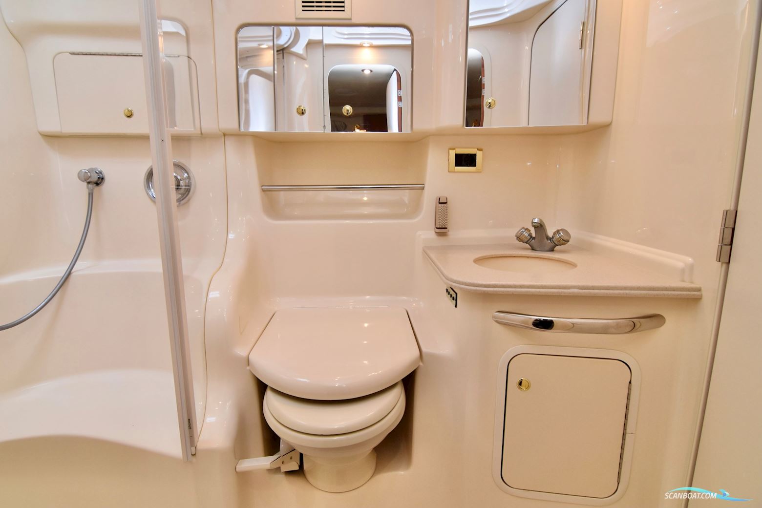 SeaRay 410 Sundancer