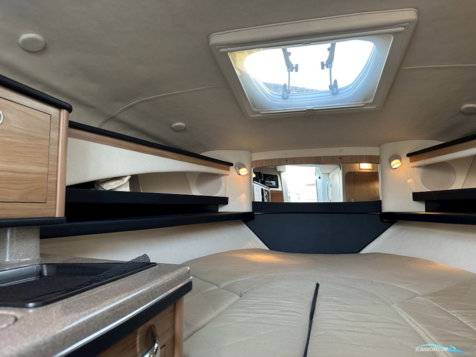 Searay Sundancer 275