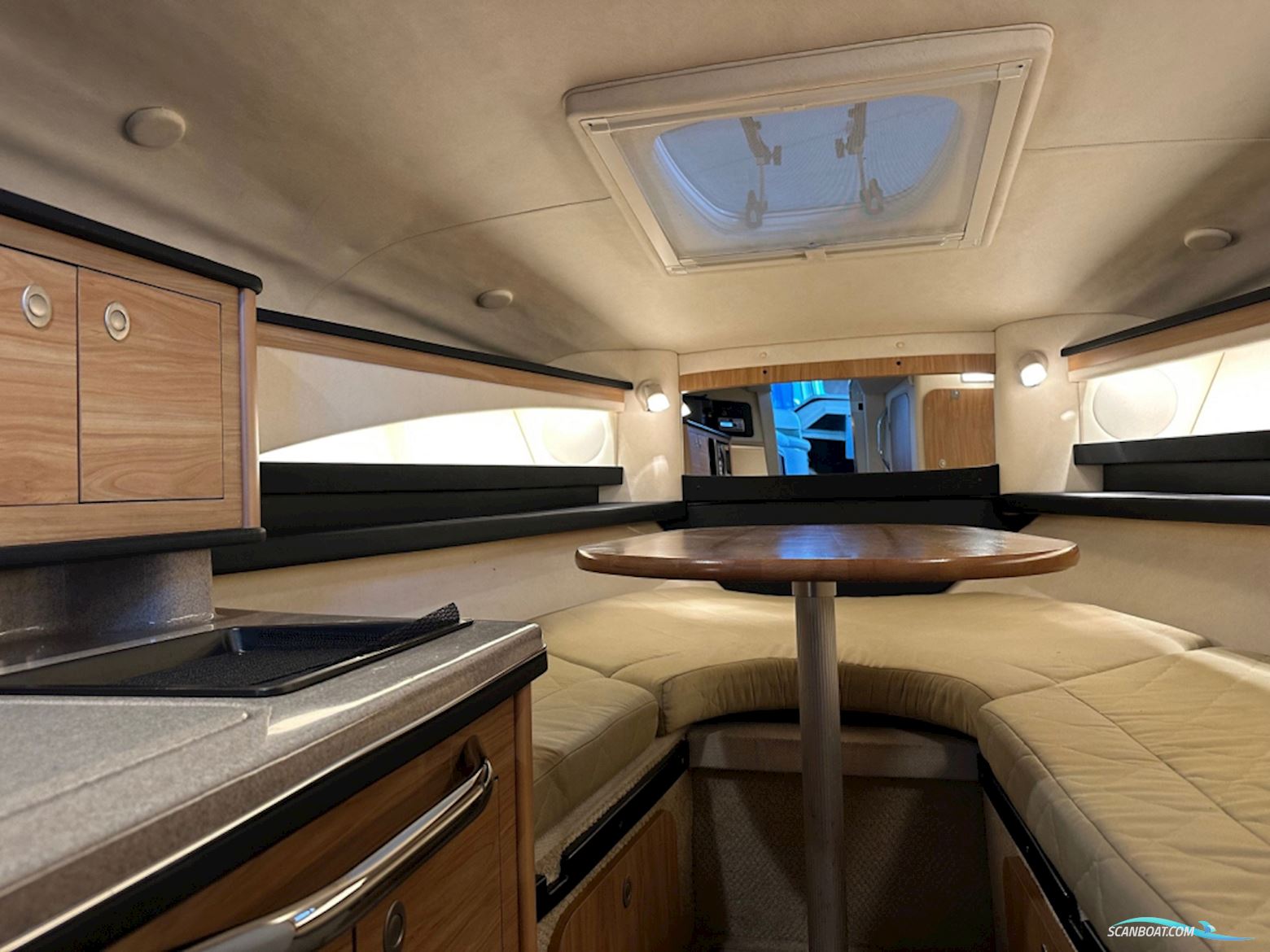 Searay Sundancer 275