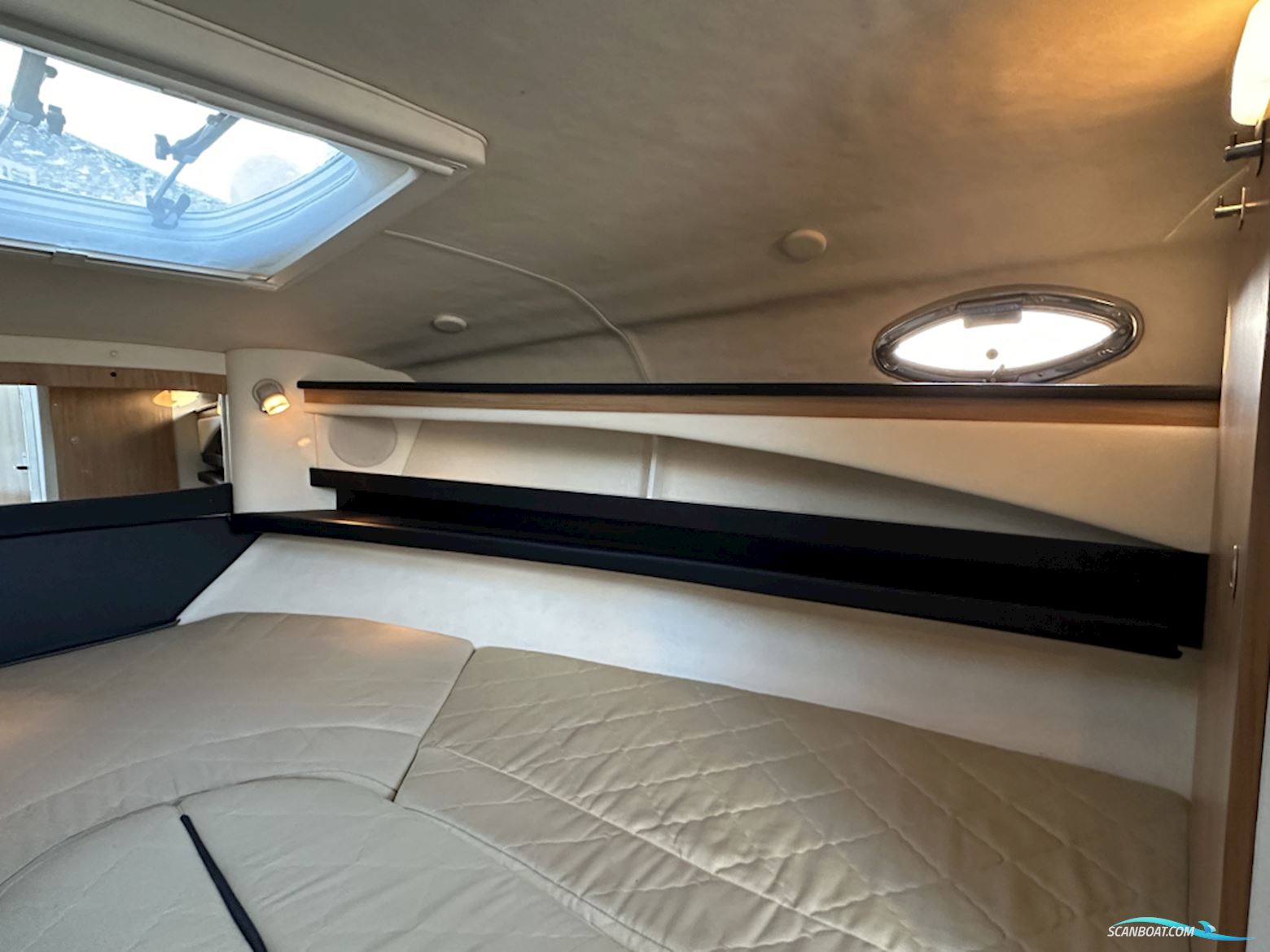 Searay Sundancer 275