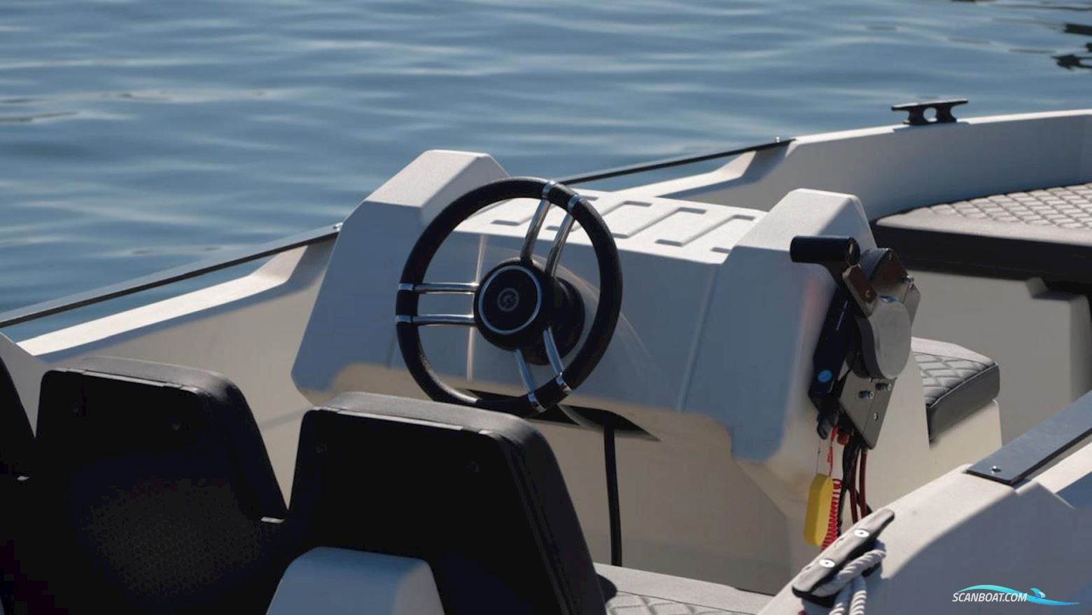 Seastorm 17 Advantage