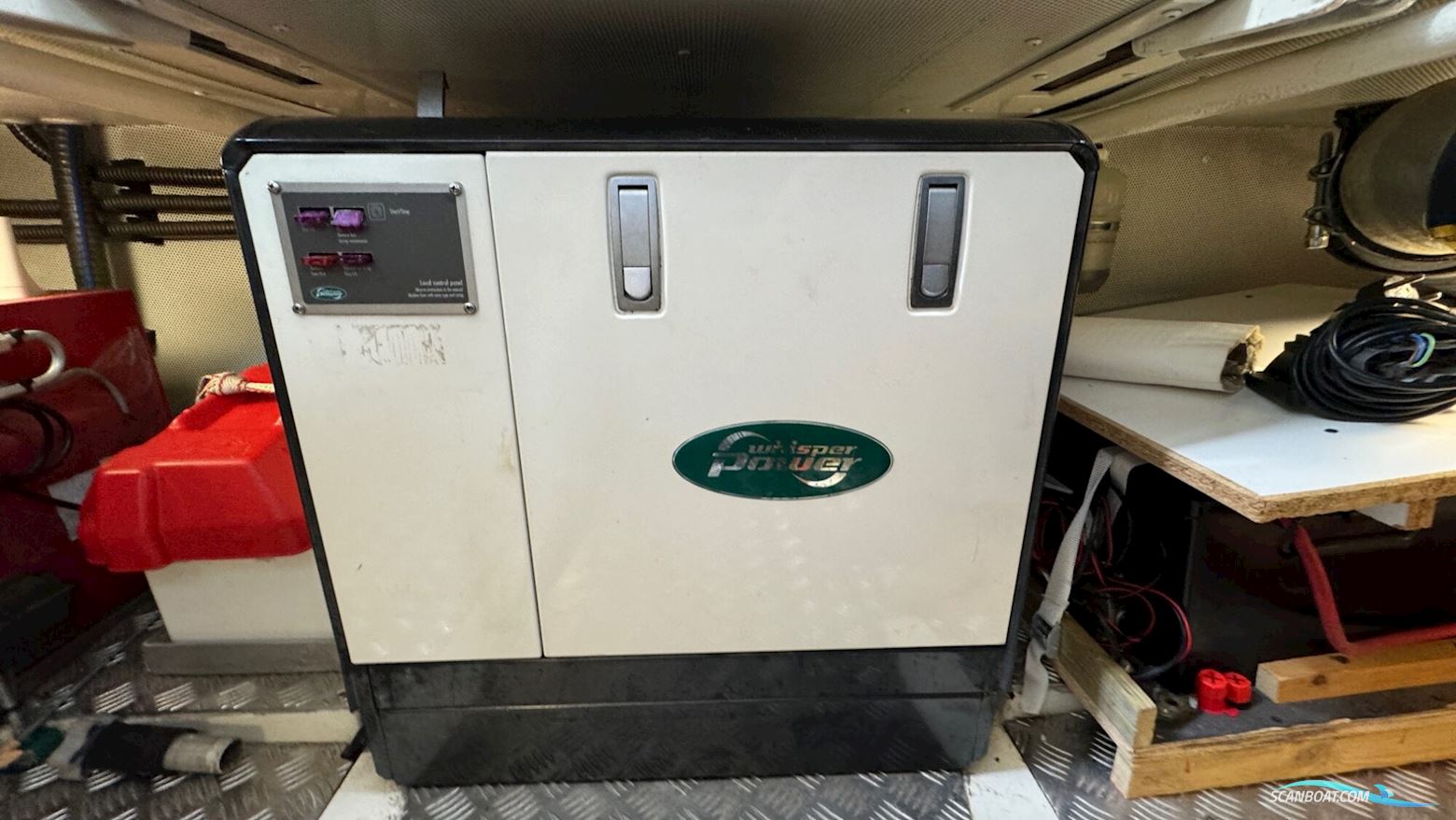 Serious Yachts Gently Low Bridge 14.50 Sedan