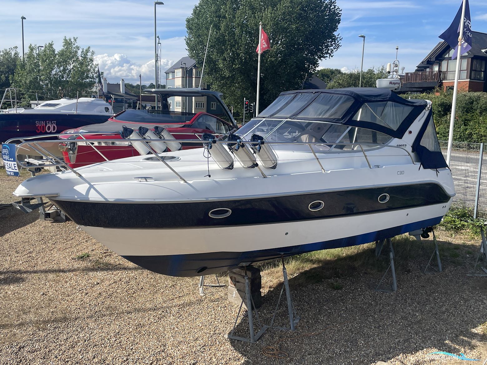 Sessa C30 Motorboot 2006, mit Volvo Penta motor, England