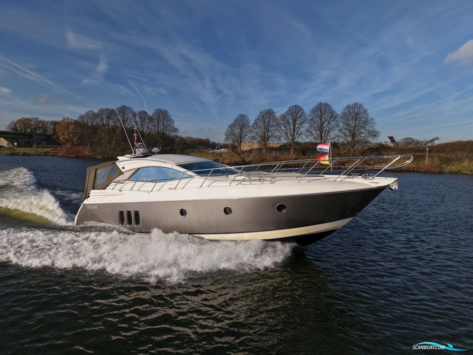 Sessa C46 HT Ips Motorboot 2009, mit Volvo Penta motor, Niederlande