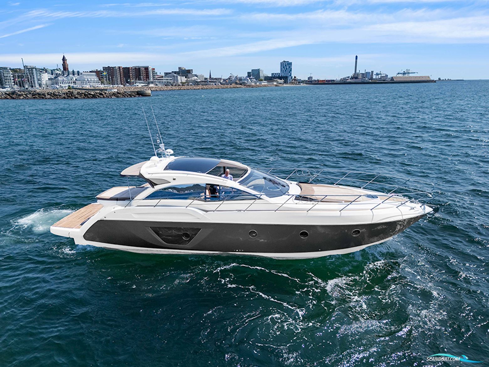 Sessa C48 Motorboot 2011, mit Volvo Penta motor, Sweden