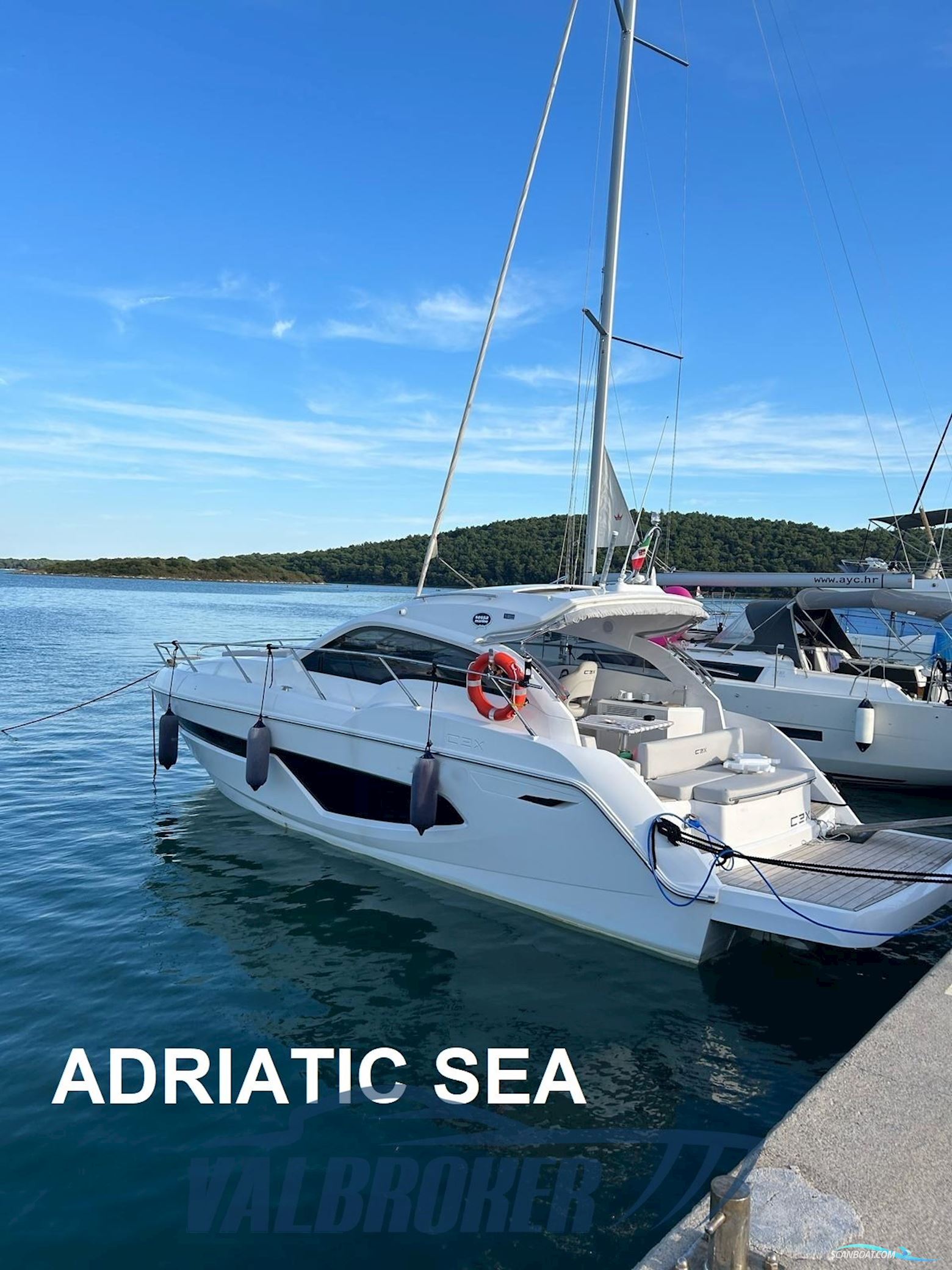 Sessa Marine C3X - Hard Top Motorboot 2022, mit Volvo Penta V8 motor, Italien