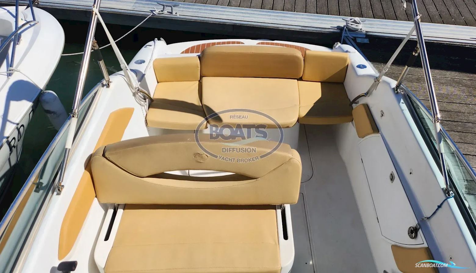 Sessa Marine ISLAMORADA 23