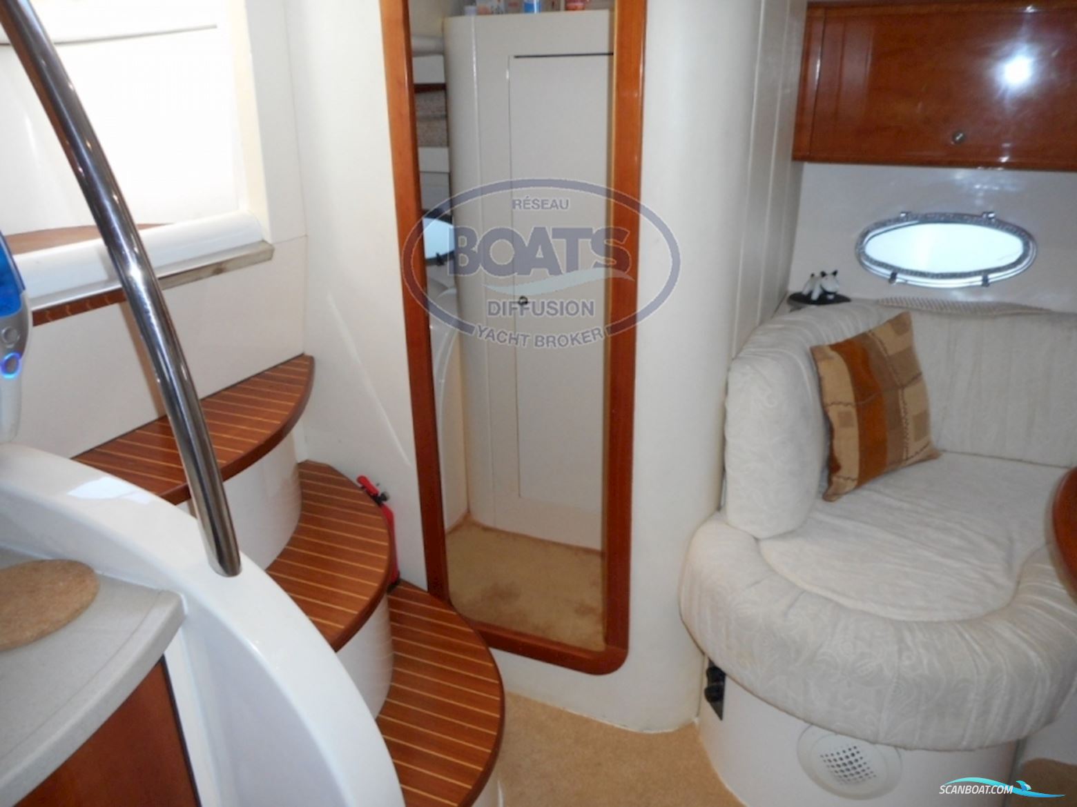 Sessa Oyster 40