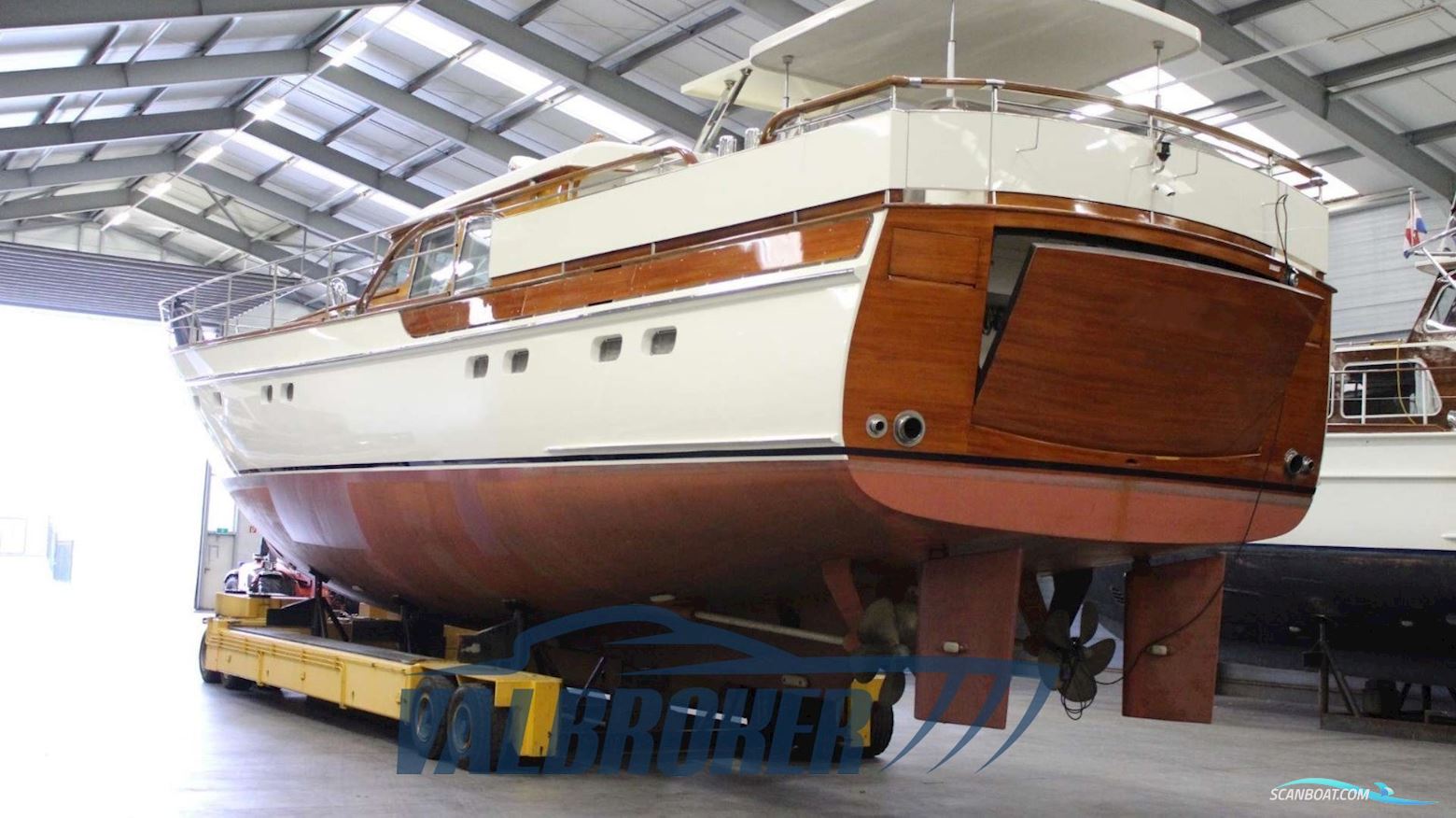 Ship Art BV Classic Cruiser '68