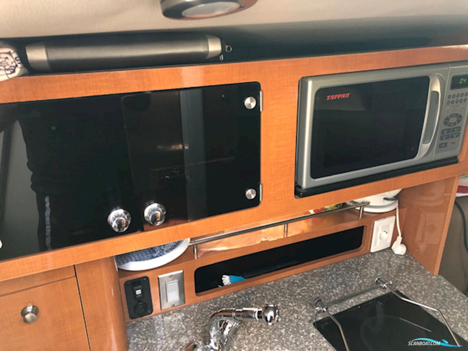 Signatur 270 (Sat 100.000.- ned )