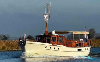 Silver Rondspantkotter 19.44 VS Motorboot 1956, mit Volvo Penta motor, Niederlande