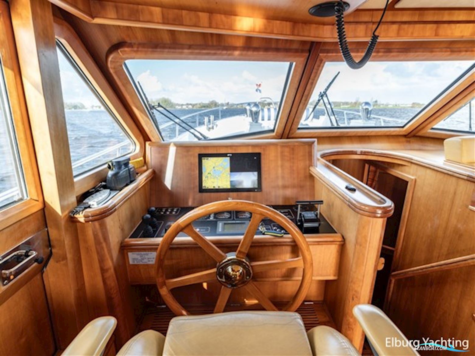 Silverline Trawler 1500 