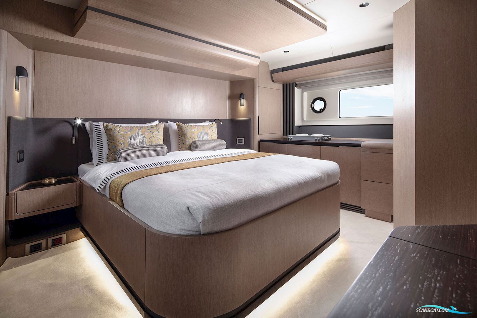 SIRENA 48 COUPE HYBRID