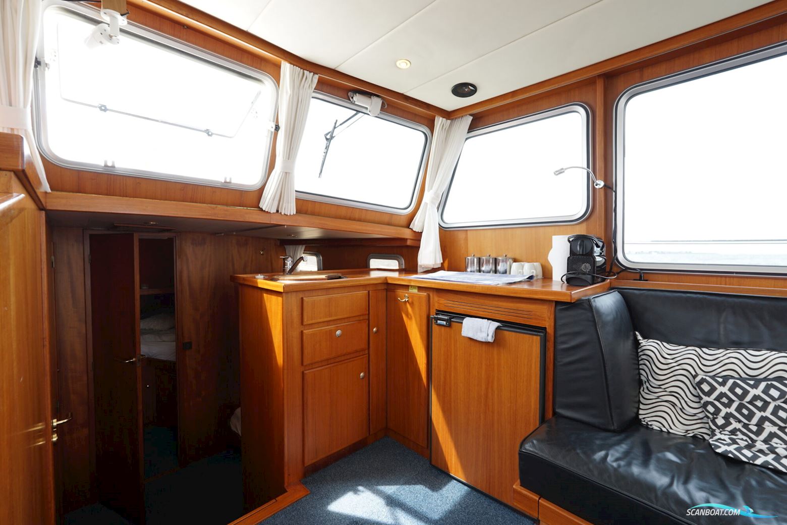 SK Kotter 12.50 Sedan