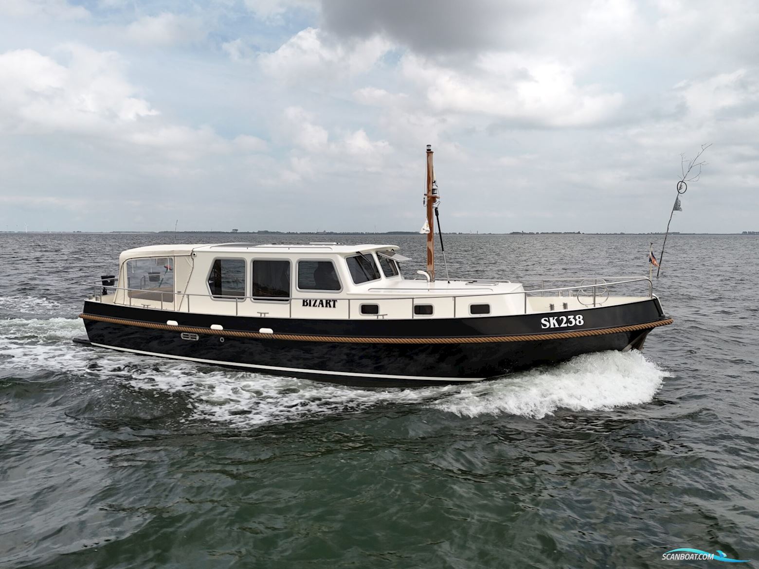 SK Kotter 12.50 Sedan