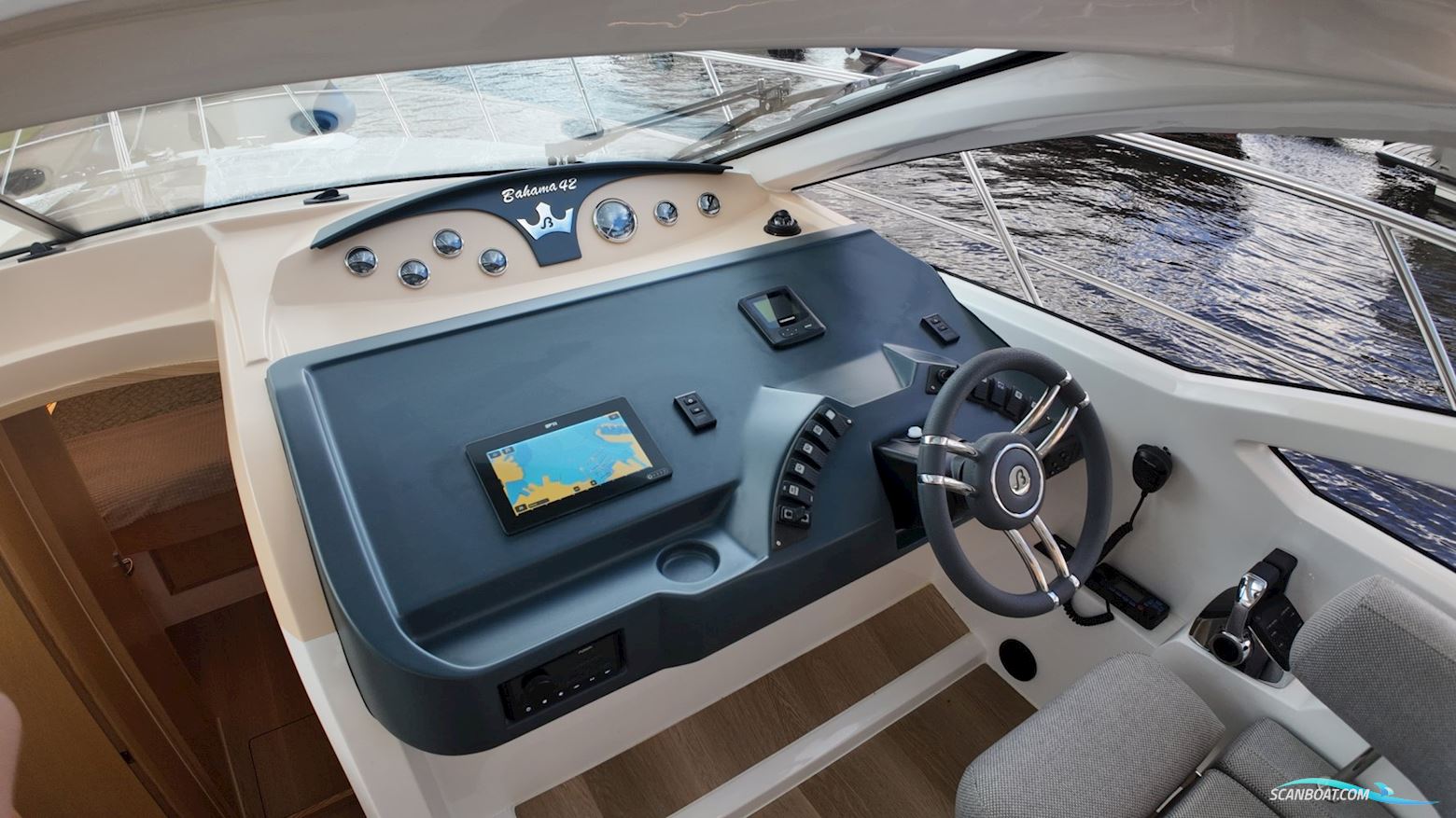 Skorgenes Bahama 42