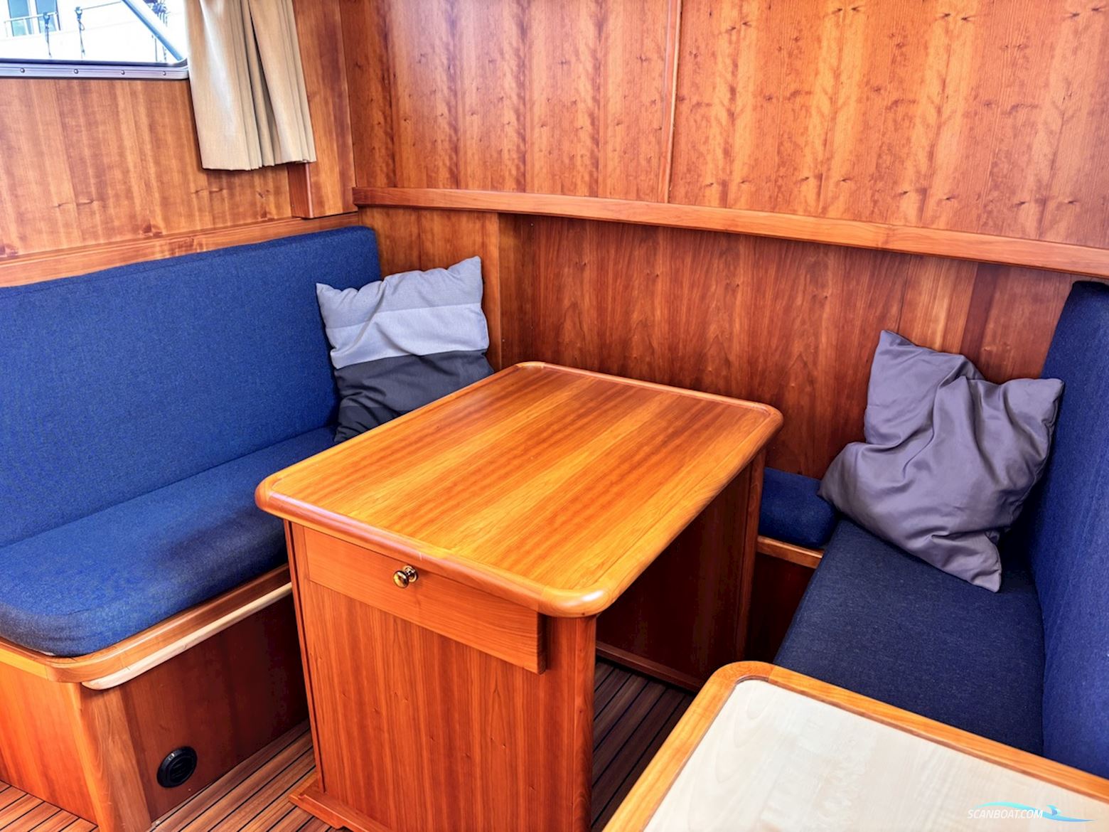 Sleepboot 13.50