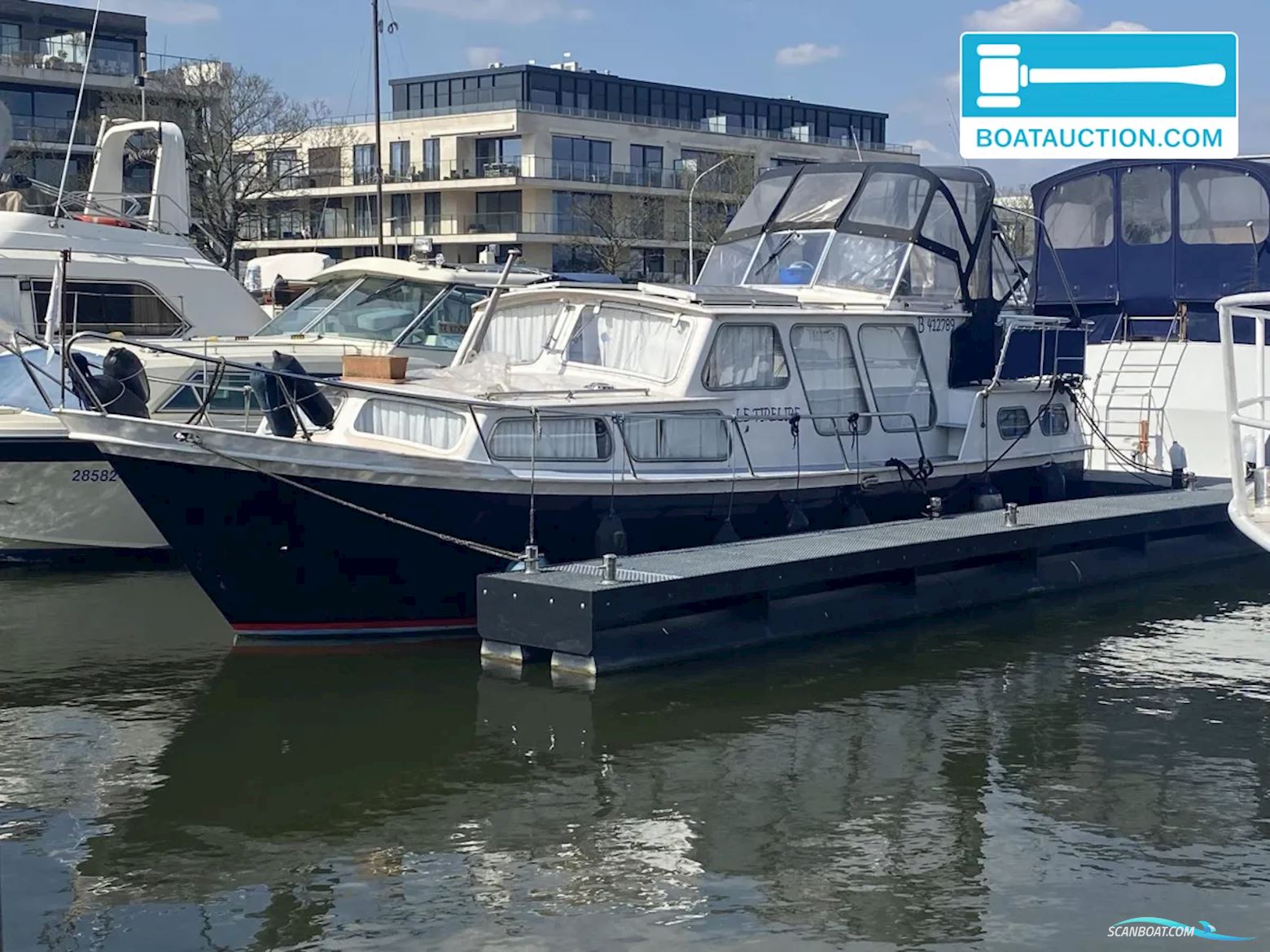 Smelne 980 Gsak Motorboot 1980, mit Peugeot Indenor Dtp40 motor, Belgien