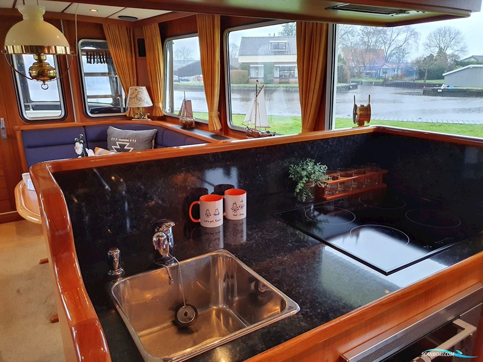 Smelne Salon Vlet 1485