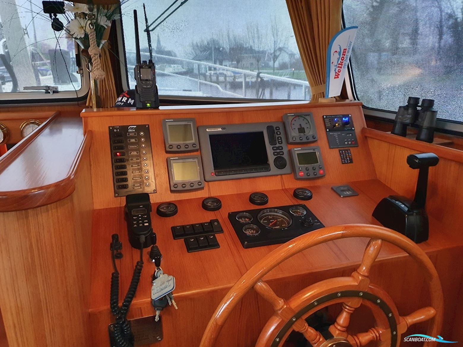 Smelne Salon Vlet 1485