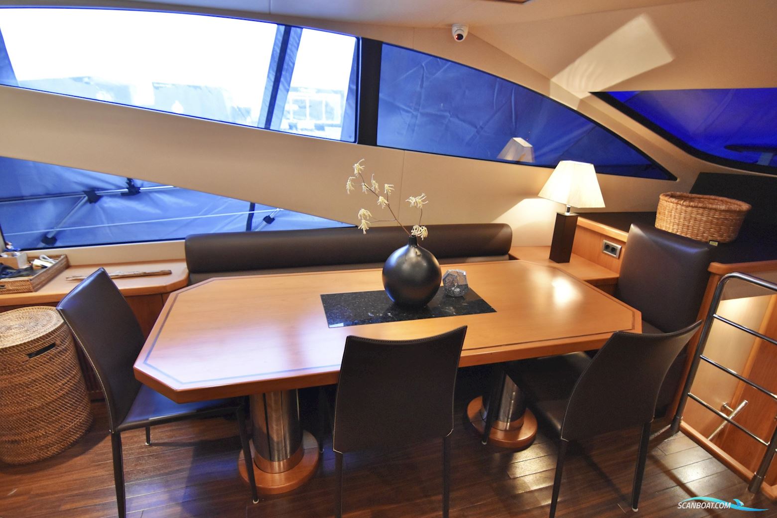 SOLGT Sunseeker Manhattan 70