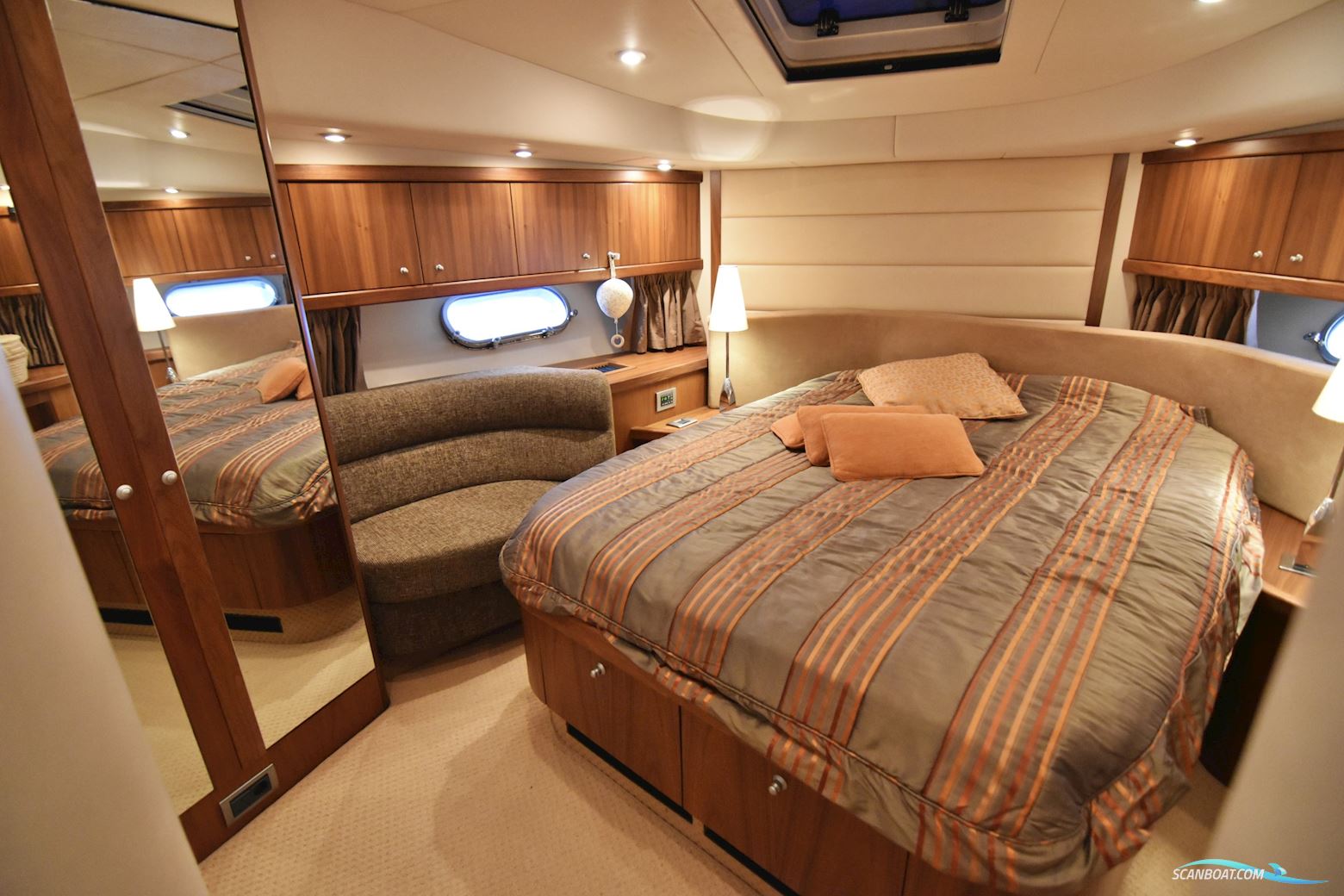 SOLGT Sunseeker Manhattan 70