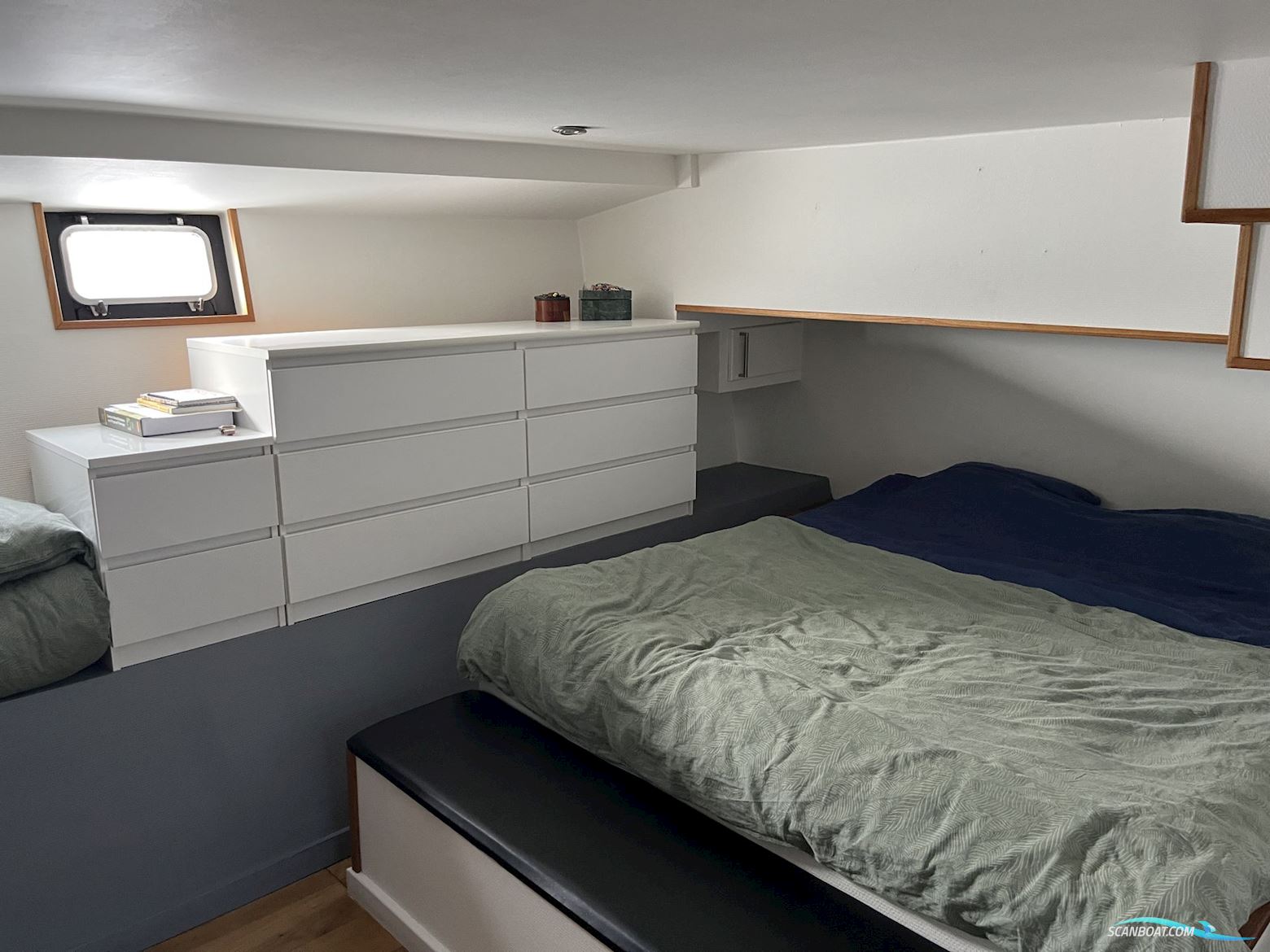 Stålskibet_Triton_52-1981