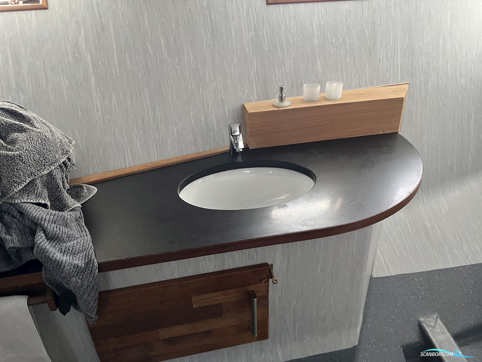 Stålskibet_Triton_52-1981