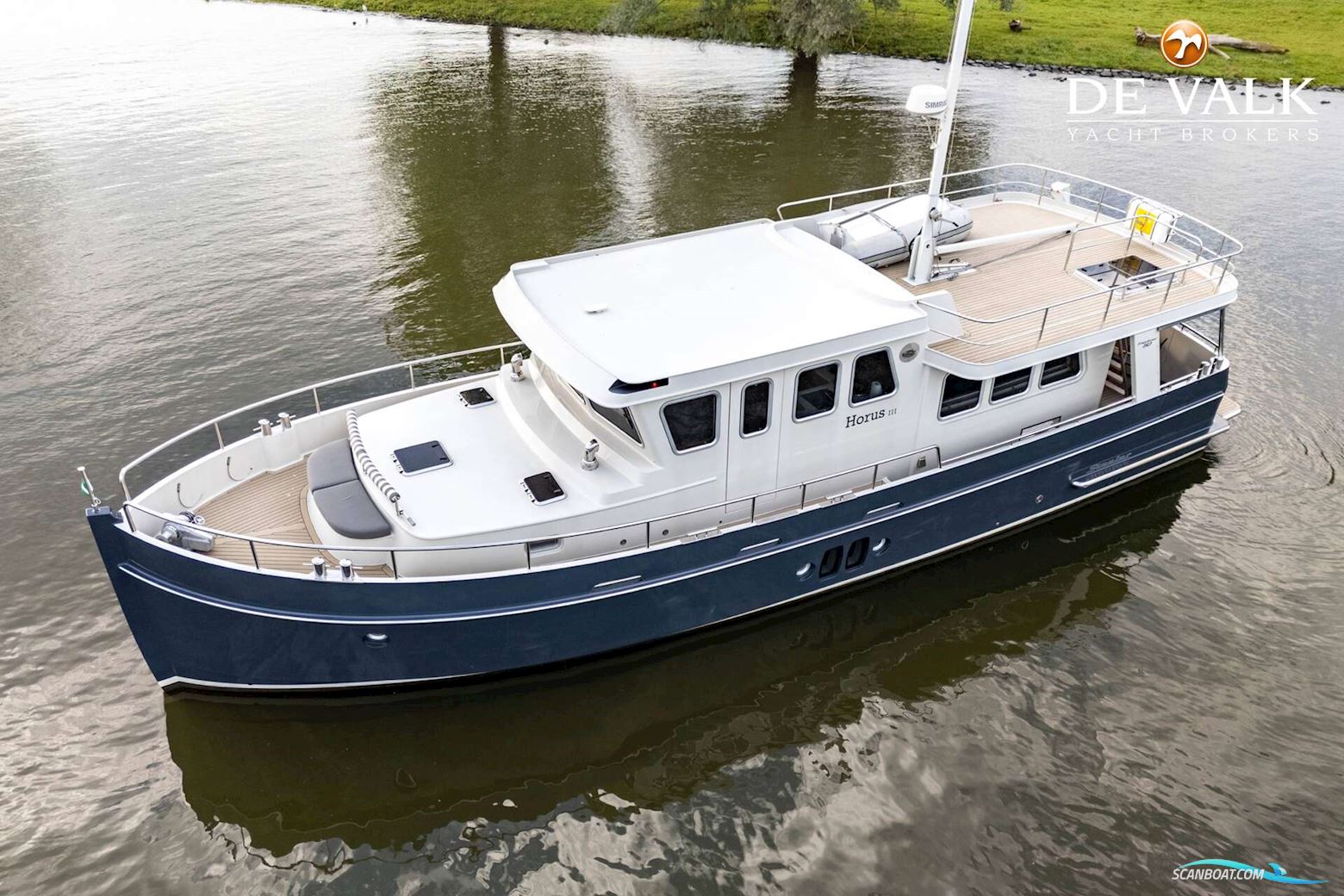 Steeler Explorer 50 Pilothouse