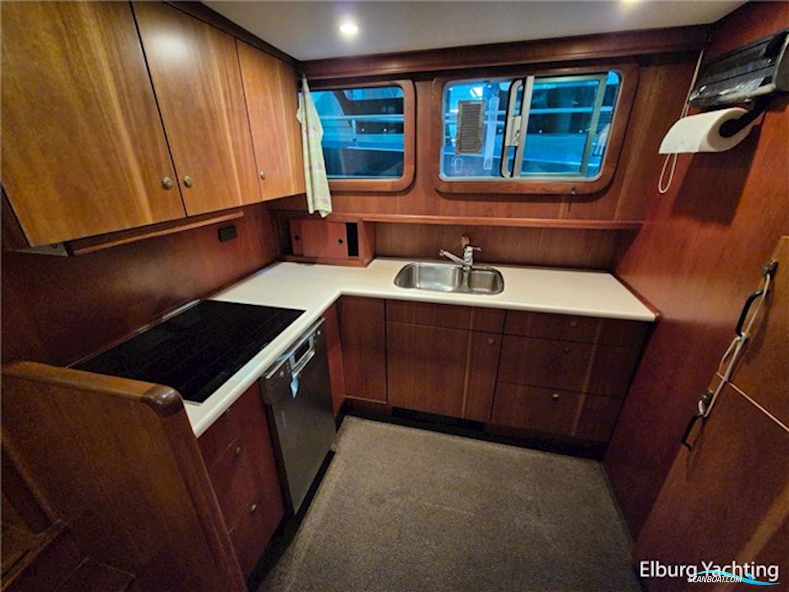 Stentor 1500 Trawler - Stabilizers