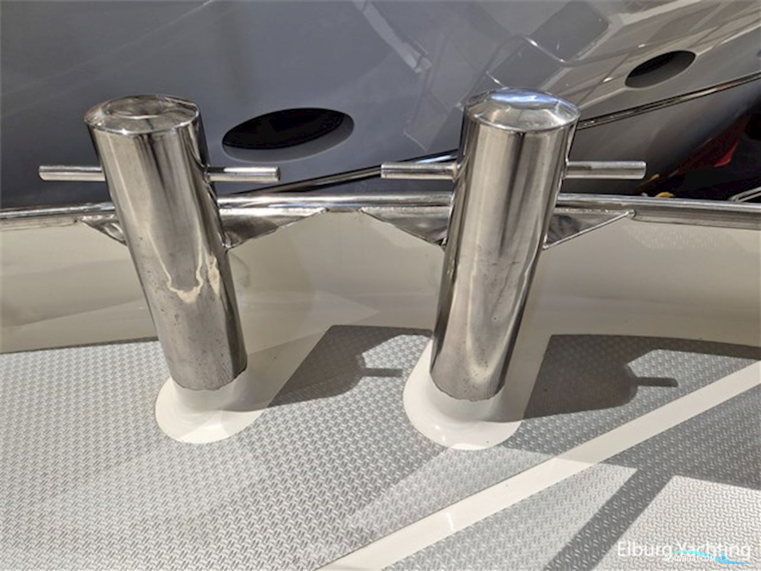 Stentor 1500 Trawler - Stabilizers