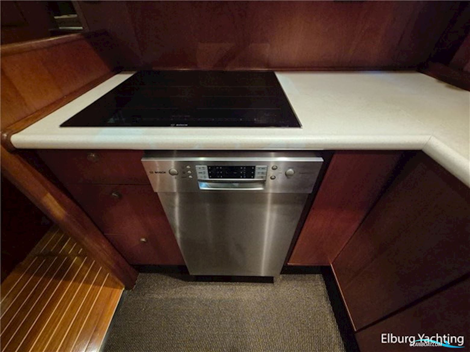 Stentor 1500 Trawler - Stabilizers