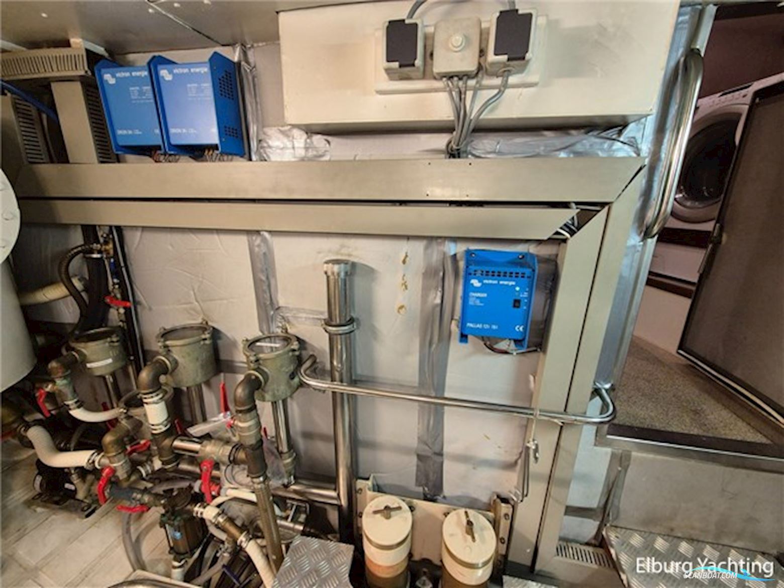 Stentor 1500 Trawler - Stabilizers