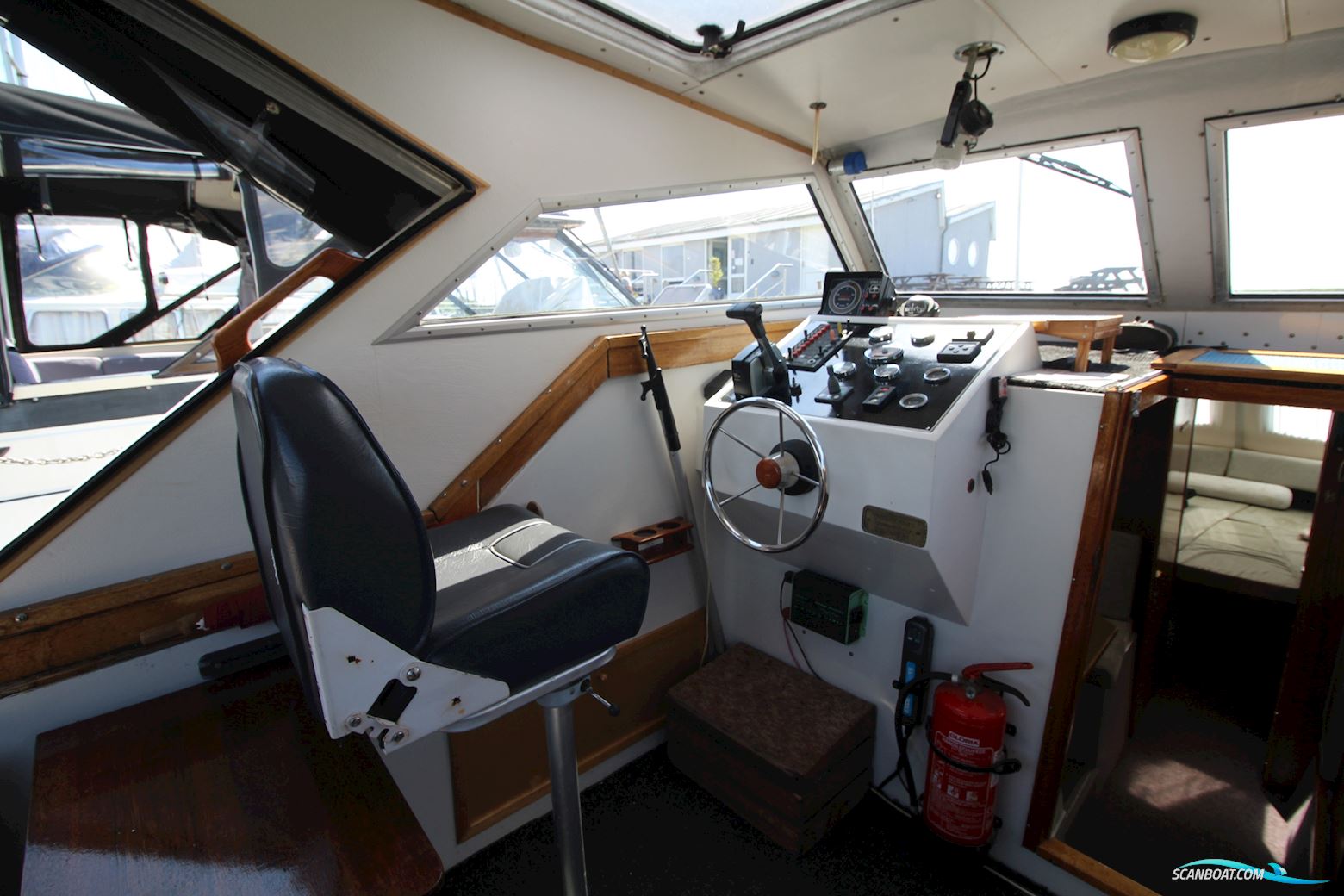 Sterling Sabre 28 New Engine