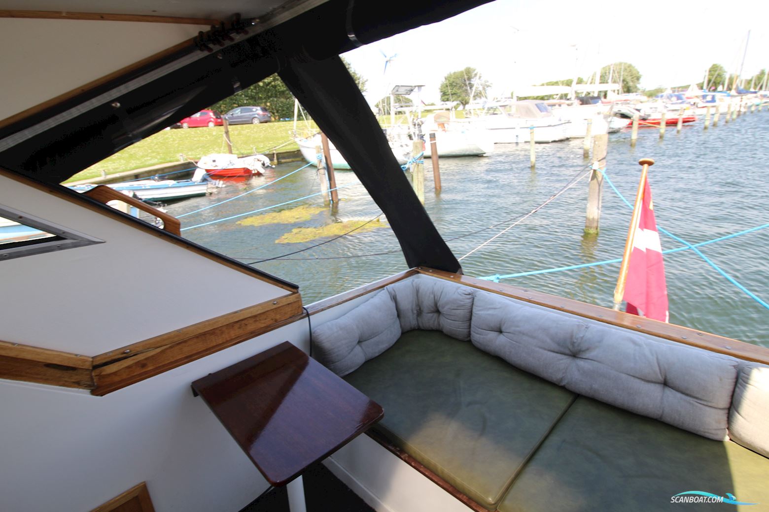 Sterling Sabre 28 New Engine