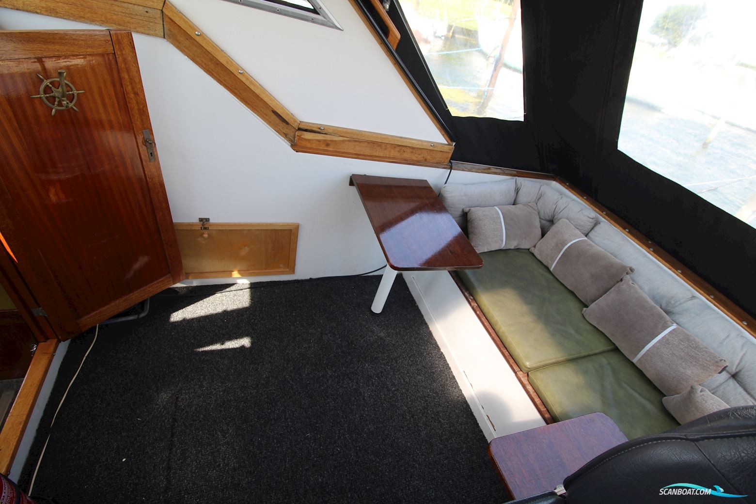 Sterling Sabre 28 New Engine