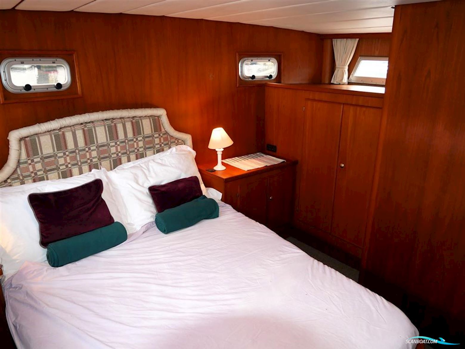 Stevens 1060 Ambassador