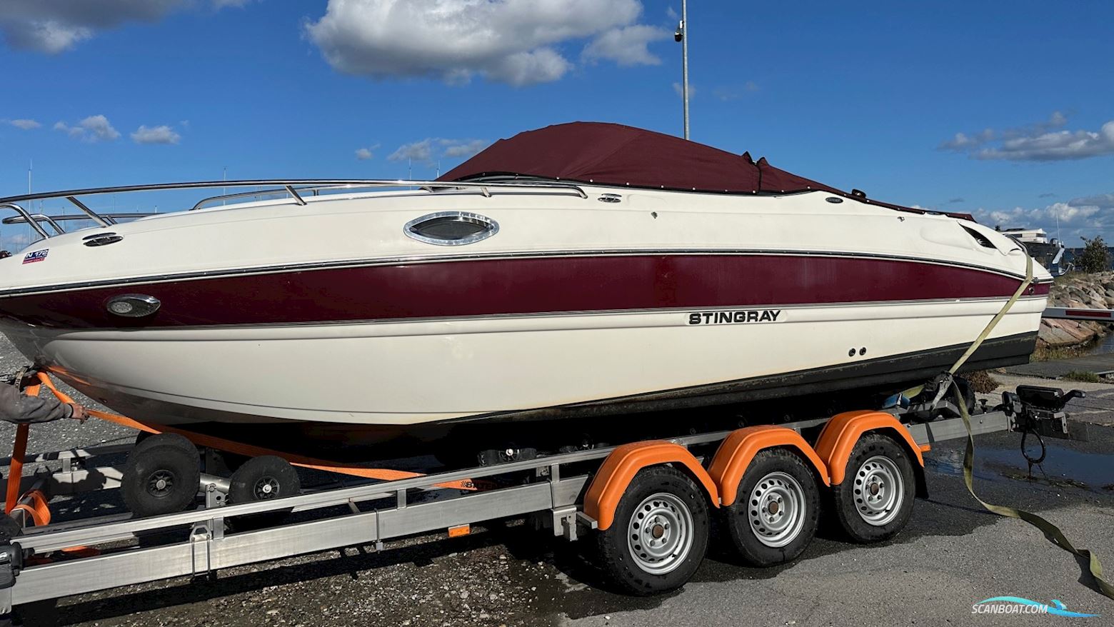 Stingray 215 CR Motorboot 2012, mit Volvo Penta motor, Dänemark
