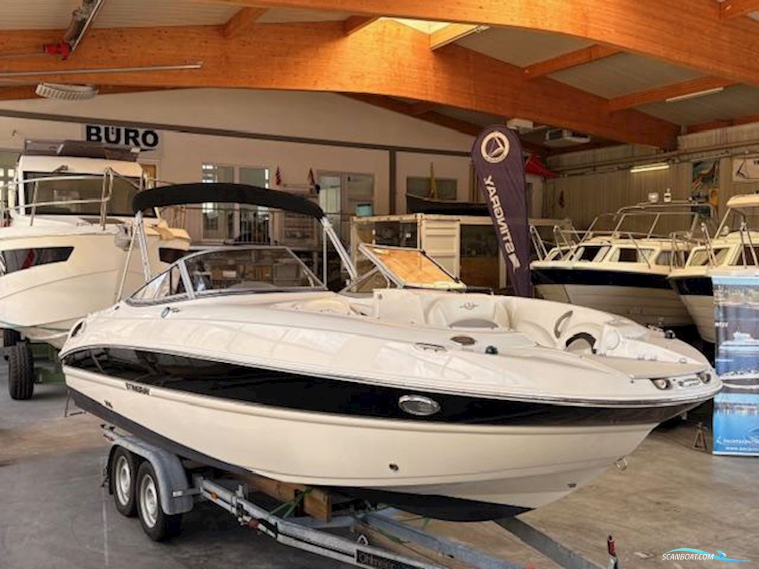 Stingray 235 LR