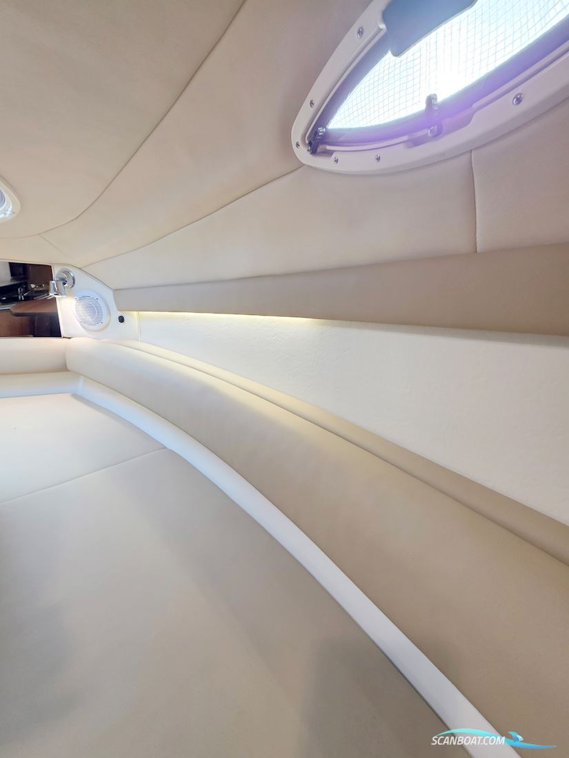 Stingray 250 CS (står klar på næsten ny trailer)