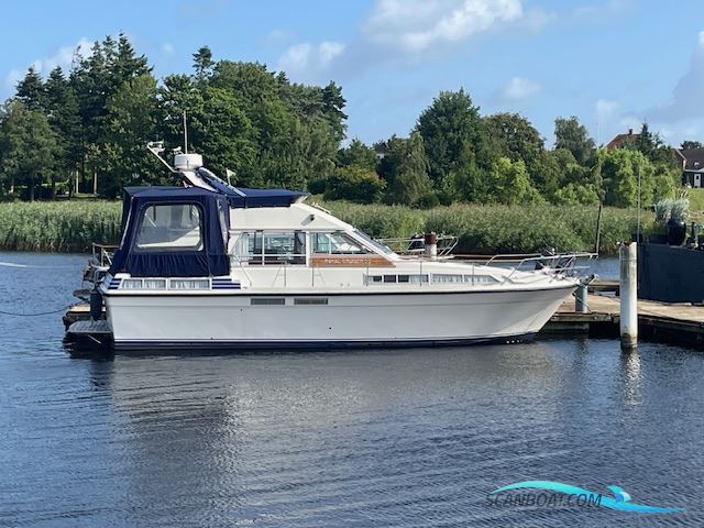 Storebro 36 flybridge Motorboot 1985, mit Volvo Penta TAMD 60C motor, Dänemark