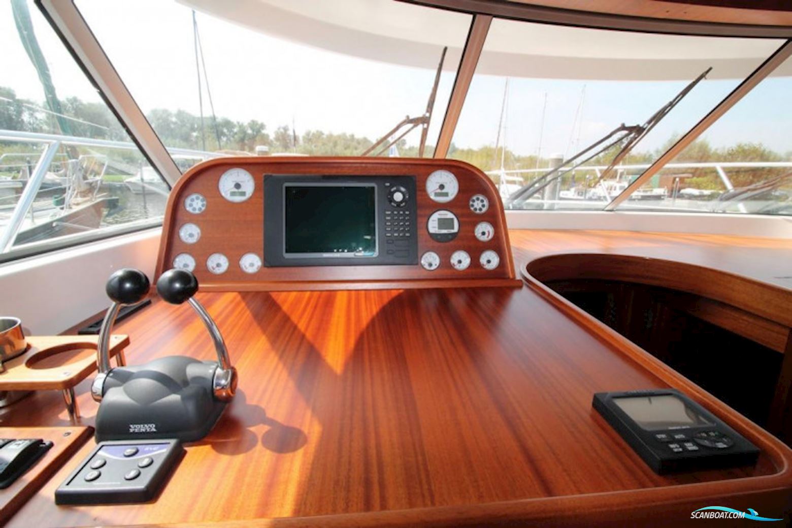 Storebro 410 Commander