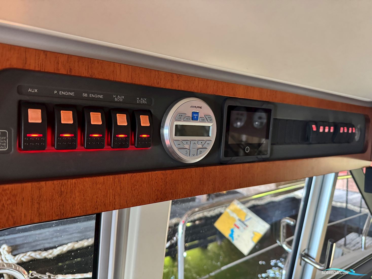 Storebro 435 Commander