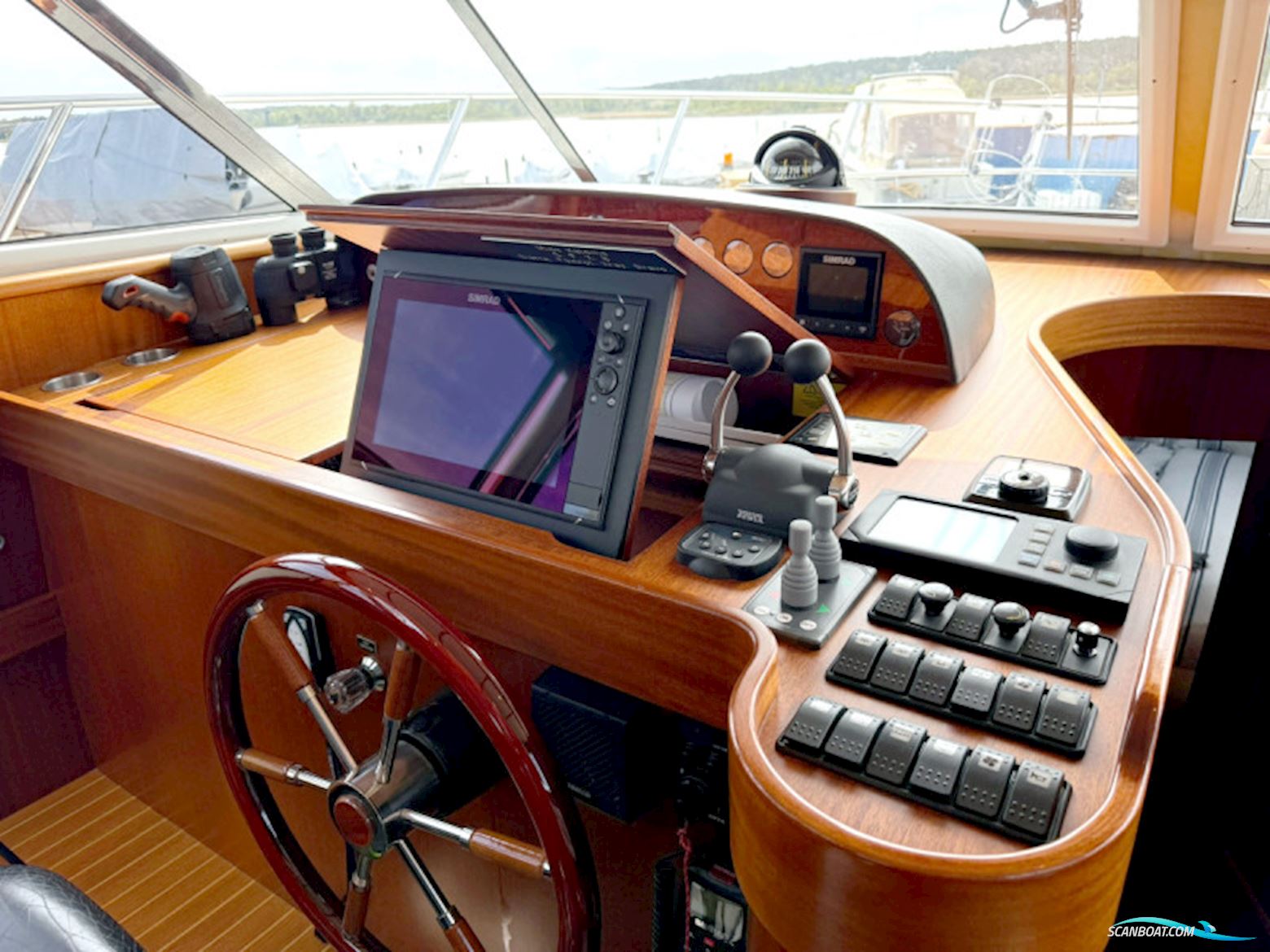 Storebro 475 Commander
