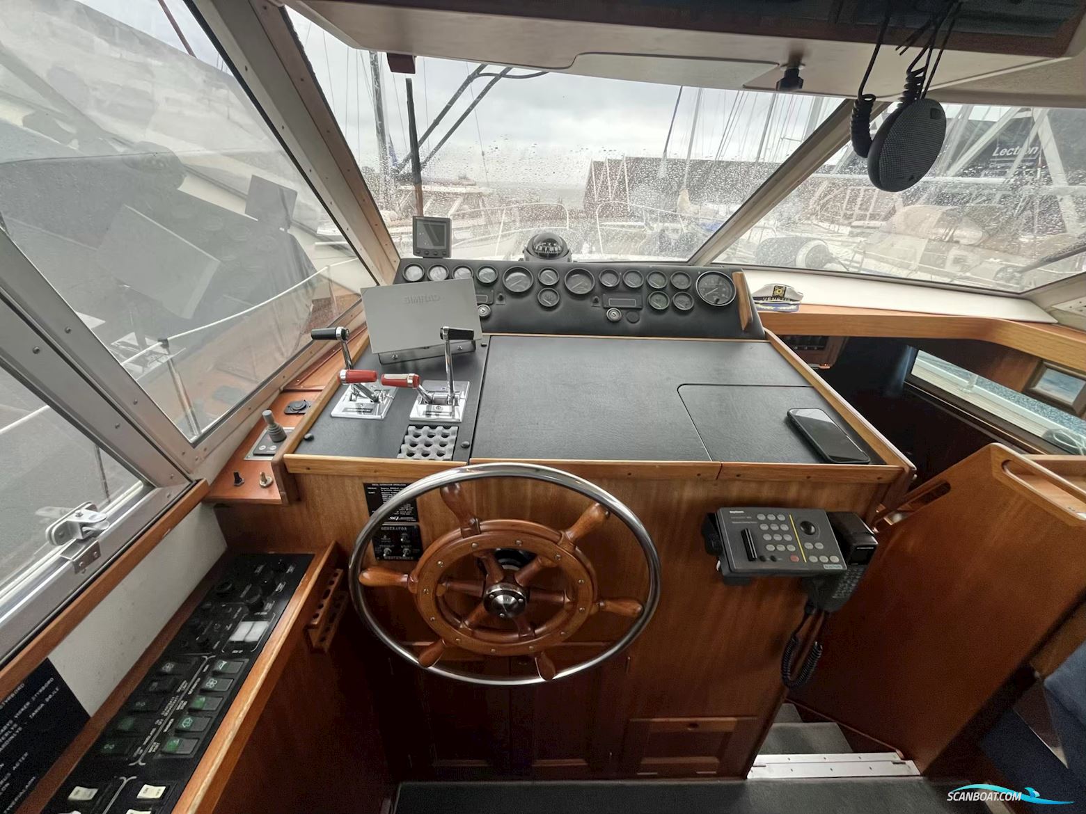 Storebro Royal Cruiser 40 Fly (1988)