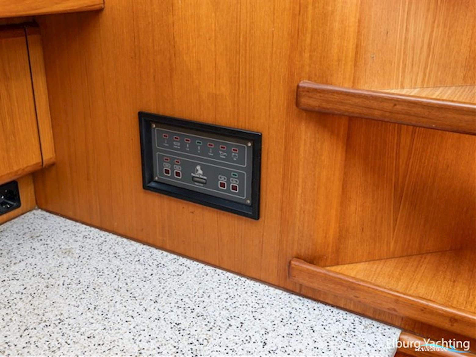 Sturier 480 AC - Vast Stuurhuis - Stabilizers