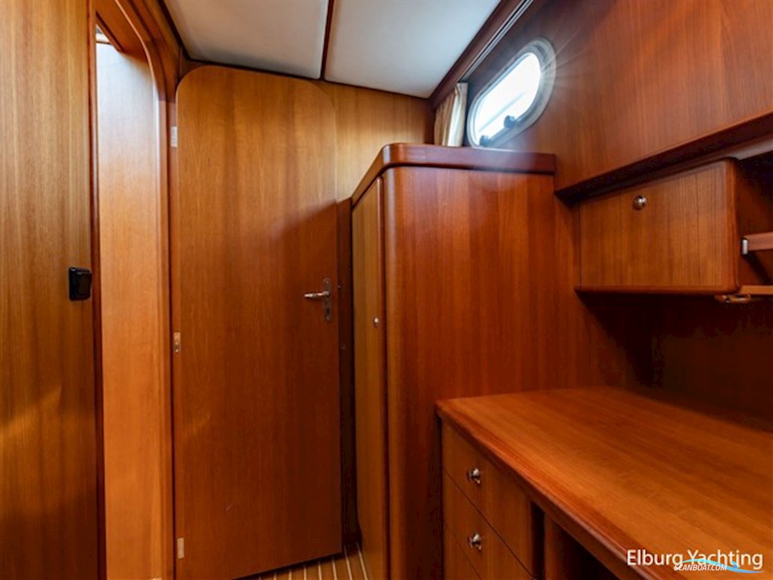 Sturier 480 AC - Vast Stuurhuis - Stabilizers