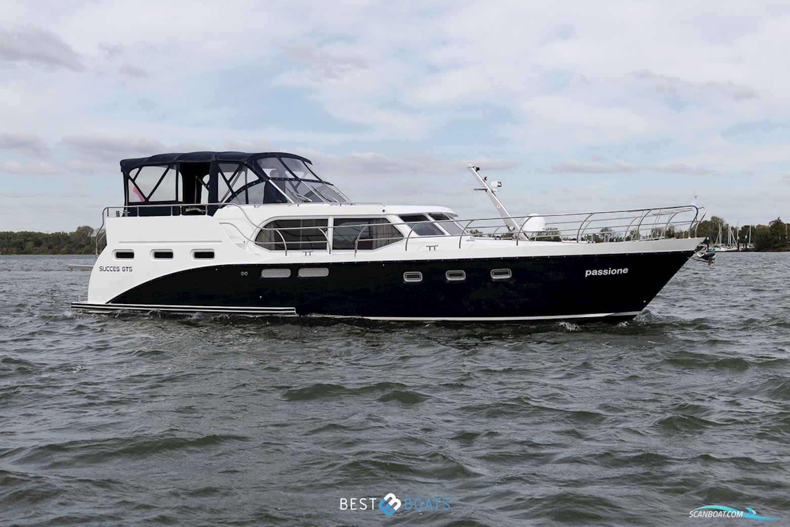 Succes 135 GTS Motorboot 2012, Niederlande